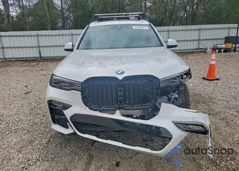 2021 BMW X7 xDrive40I z USA, uszkodzony, nr VIN 5UXCW2C04M9F87244
